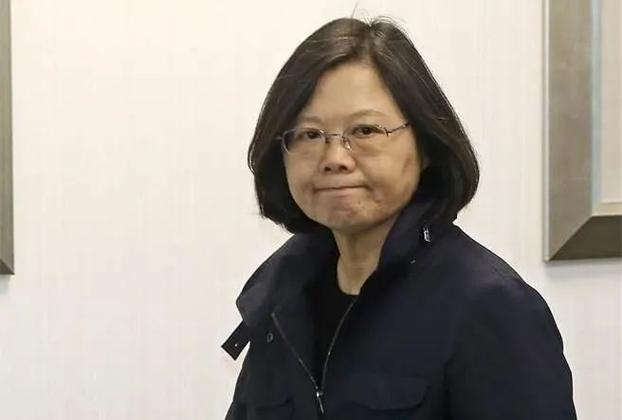邱毅：台湾反对统一的人占九成以上！蔡英文：一中”是唯一选择